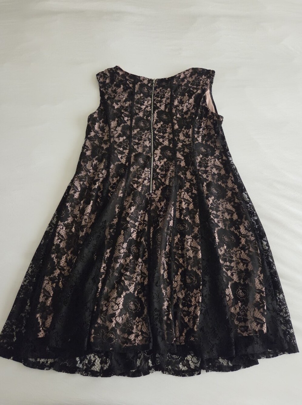 Dressbarn Black Lace Overlay Midi Skirt with Blush Pink Underlay - Picture 3 of 4